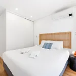 아파트 Sunny & Stylish 2br Flat - Brand New In *