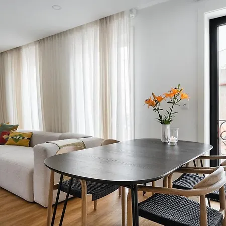 Sunny & Stylish 2Br Flat - Brand New In Porto Апартаменты *