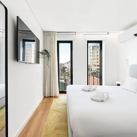 Sunny & Stylish 2br Flat - Brand New In Порту