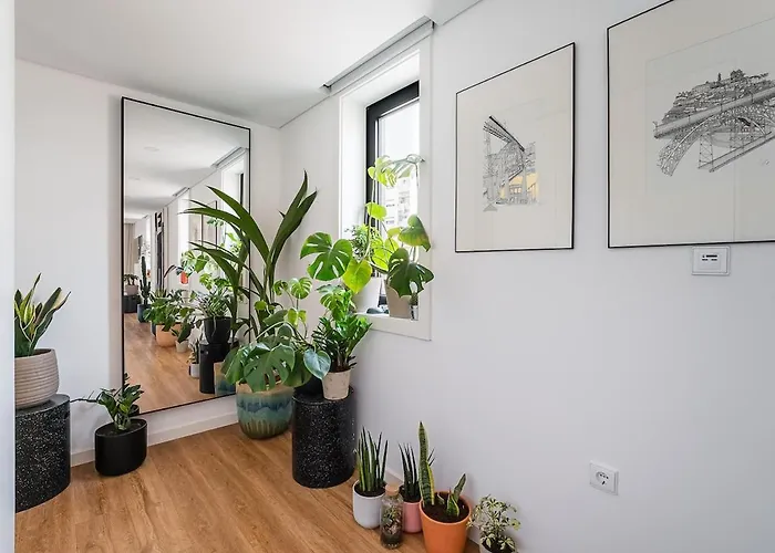 Sunny & Stylish 2Br Flat - Brand New In Porto Апартаменты Порту